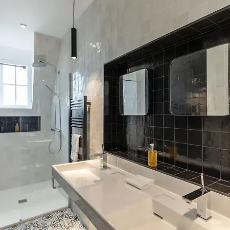Le Manoir Des Embruns 14p - Location N1- Terrace- Public Parking 2 Min Holiday home
